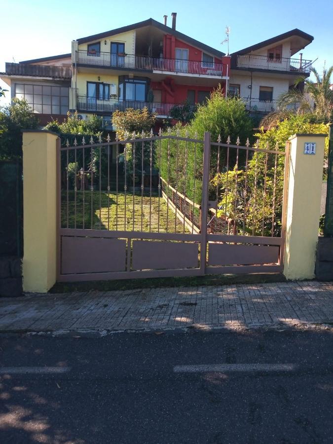 Loft Sotto Il Vulcano, Con Posto Auto Privato زافيرانا إتنيا المظهر الخارجي الصورة